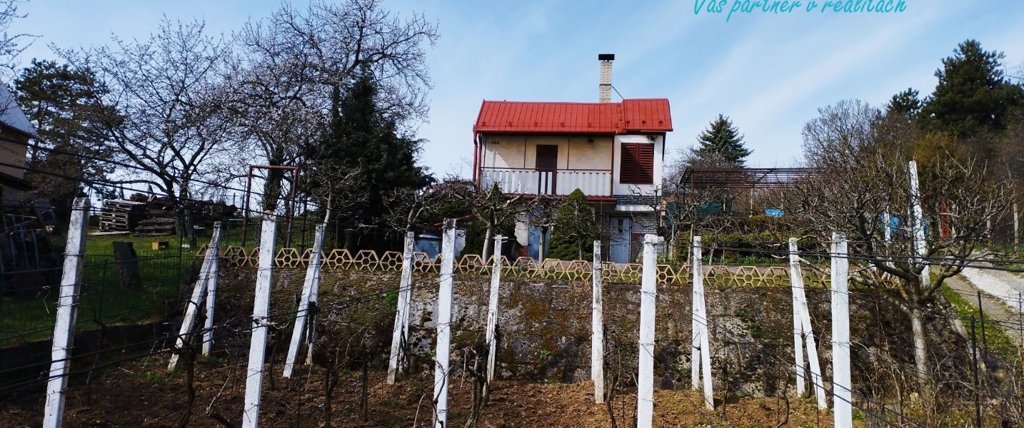 Na predaj záhradná chata s pozemkom v obci Šípkové o výmere 567 m2