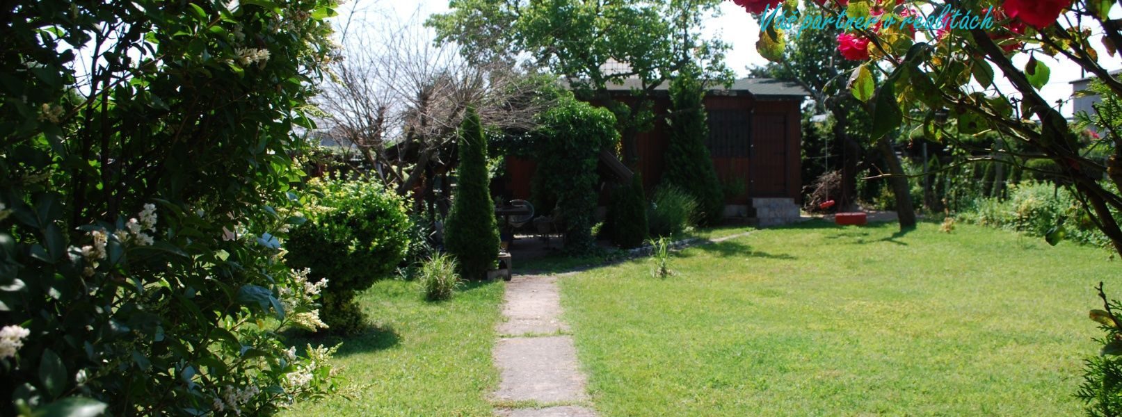 Záhrada s chatkou 520 m2- ČASOVO OBMEDZENÁ PONUKA - 41 500€