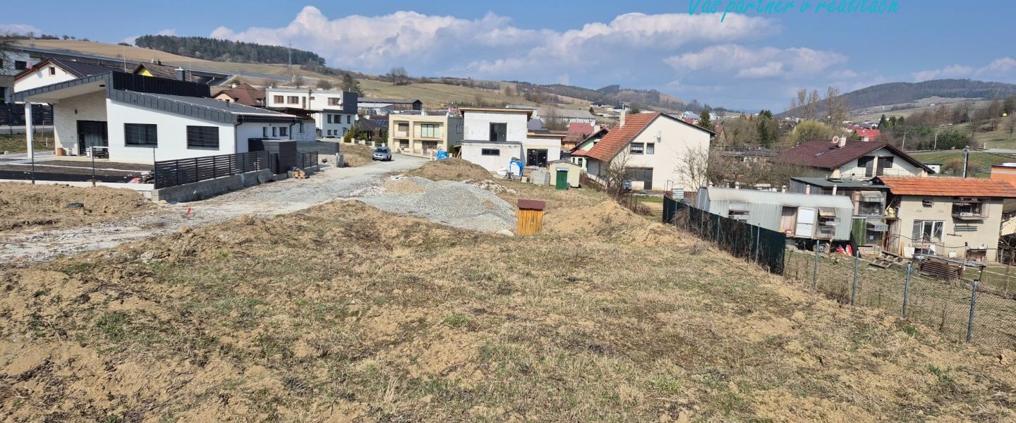 BITAROVÁ - ROVINATÝ POZEMOK O VÝMERE 625m2  + INŽINIERSKÉ SIETE