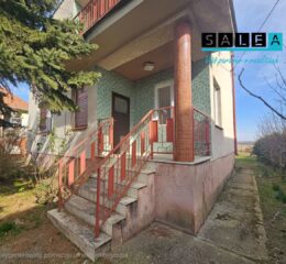 REZRVOVANÝ 6-izbový rodinný dom v obci Šoporňa typ štvorec