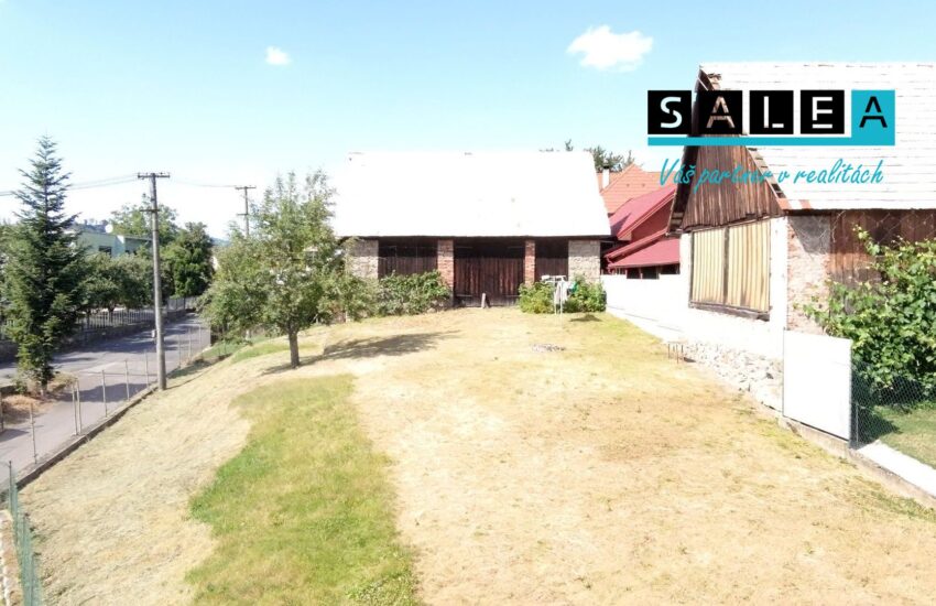 znížená cena - Záhrada o výmere 616m2 a stodola s garážou s výmerou 105m2 vhodná na rodinný dom.